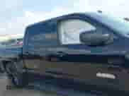 2018 Chevrolet Silverado 1500 High Country с VIN 3GCPCTEJ0JG174608, выставлен на аукционе IAAI как лот 43236877 с пробегом 101 794 миль миль и . История ставок и продаж доступна на DreamBid. Изображение 13.