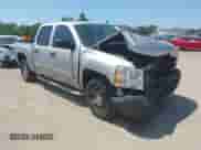 2011 Chevrolet Silverado 1500 LS z VIN 3GCPKREA4BG185697, wystawiony jako IAAI lot #42618742 z przebiegiem 189 082 mil mil oraz . Historia ofert i sprzedaży dostępna na DreamBid. Obrazek 1.