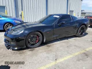 2007 Chevrolet Corvette Z06 с VIN 1G1YY26E975114496, выставлен на аукционе Copart как лот 52163155 с пробегом 43 257 миль миль и Списание • Salvage title. История ставок и продаж доступна на DreamBid. Изображение 1.
