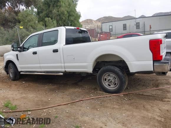 2019 Ford F-250 XL с VIN 1FT7W2A62KED47573, выставлен на аукционе IAAI как лот 42101066 с пробегом 26 075 миль миль и . История ставок и продаж доступна на DreamBid. Изображение 14.