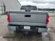 2019 Toyota Tundra Limited z VIN 5TFSY5F12KX245102, wystawiony jako Copart lot #80249875 z przebiegiem 24 383 mil mil oraz Szkoda całkowita • Salvage title. Historia ofert i sprzedaży dostępna na DreamBid. Obrazek 6.
