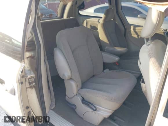 2007 Dodge Caravan SXT with VIN 1D4GP45R47B182876, listed as a IAAI auction lot 42792322 with 80,207 mi miles and . Bid and sale history available at DreamBid. Image 8.