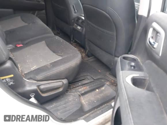 2017 Nissan Pathfinder S with VIN 5N1DR2MM3HC903622, listed as a IAAI auction lot 43363392 with 157,606 mi miles and . Bid and sale history available at DreamBid. Image 8.