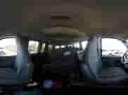 2020 Chevrolet Express Passenger LT z VIN 1GAZGPFG3L1177956, wystawiony jako IAAI lot #42084384 z przebiegiem 76 879 mil mil oraz . Historia ofert i sprzedaży dostępna na DreamBid. Obrazek 20.