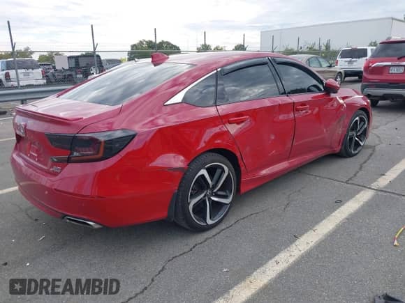 2018 Honda Accord Sport with VIN 1HGCV2E33JA051910, listed as a IAAI auction lot 43336389 with 86,261 mi miles and . Bid and sale history available at DreamBid. Image 4.