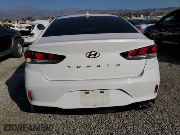 2019 Hyundai Sonata Sport with VIN 5NPE34AF4KH820207, listed as a Copart auction lot 82726775 with 80,599 mi miles and Salvage title. Bid and sale history available at DreamBid. Image 6.