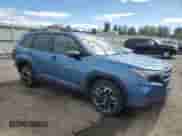2025 Subaru Forester Limited с VIN JF2SLDRC7SH498434, выставлен на аукционе Copart как лот 87392135 с пробегом 7 387 миль миль и Списание • Salvage title. История ставок и продаж доступна на DreamBid. Изображение 4.