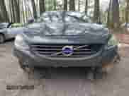 2015 Volvo S60 T5 Premier с VIN YV1612TB2F1307263, выставлен на аукционе IAAI как лот 42002548 с пробегом 107 433 миль миль и . История ставок и продаж доступна на DreamBid. Изображение 6.