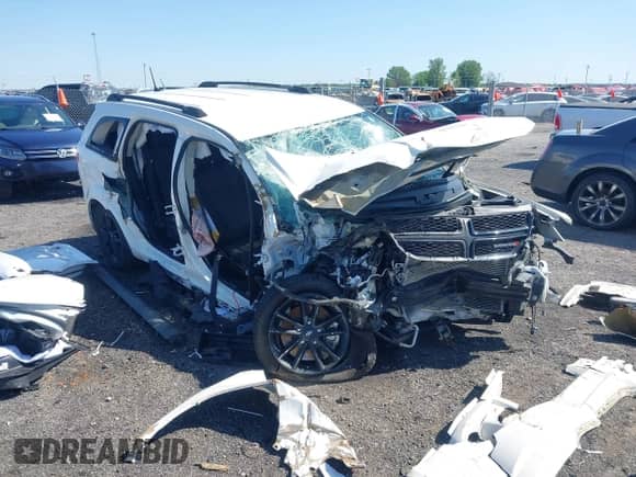 2020 Dodge Journey SE Value with VIN 3C4PDCAB6LT251083, listed as a IAAI auction lot 41967289 with Not provided miles and . Bid and sale history available at DreamBid. Image 6.