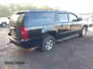 2007 Chevrolet Suburban LT z VIN 3GNFK16307G101922, wystawiony jako IAAI lot #43320570 z przebiegiem 172 591 mil mil oraz . Historia ofert i sprzedaży dostępna na DreamBid. Obrazek 4.