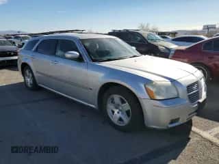 2006 Dodge Magnum с VIN 2D4FV47V76H494448, выставлен на аукционе Copart как лот 82257374 с пробегом 155 877 миль миль и Списание • Salvage title. История ставок и продаж доступна на DreamBid. Изображение 4.