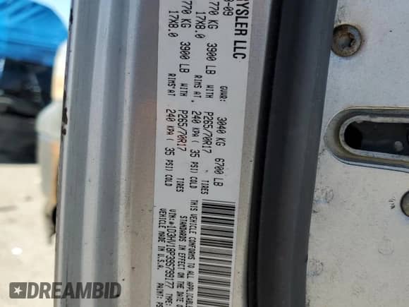 2009 Dodge 1500 ST с VIN 1D3HV18P39S799177, выставлен на аукционе Copart как лот 85595405 с пробегом 324 379 миль миль и Списание • Salvage title. История ставок и продаж доступна на DreamBid. Изображение 12.