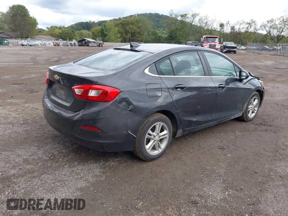 2016 Chevrolet Cruze LT с VIN 1G1BE5SM8G7275441, выставлен на аукционе IAAI как лот 43269314 с пробегом 232 702 миль миль и . История ставок и продаж доступна на DreamBid. Изображение 4.