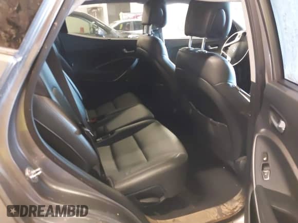 2014 Hyundai Santa Fe с VIN 5XYZWDLA0EG141153, выставлен на аукционе IAAI как лот 41944695 с пробегом 72 493 миль миль и . История ставок и продаж доступна на DreamBid. Изображение 8.