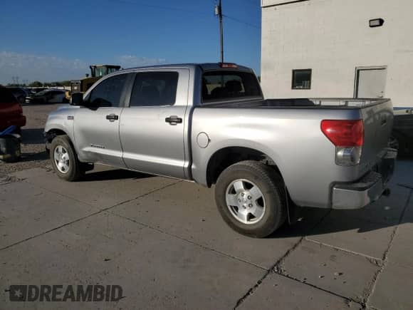 2008 Toyota Tundra с VIN 5TFDV54128X079385, выставлен на аукционе Copart как лот 70881845 с пробегом 147 075 миль миль и Списание • Salvage title. История ставок и продаж доступна на DreamBid. Изображение 2.