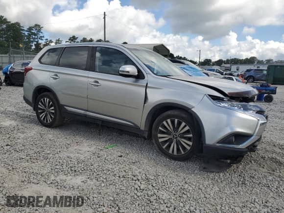 2020 Mitsubishi Outlander SE z VIN JA4AD3A35LZ011203, wystawiony jako Copart lot #64940845 z przebiegiem 114 882 mil mil oraz Szkoda całkowita • Salvage title. Historia ofert i sprzedaży dostępna na DreamBid. Obrazek 4.