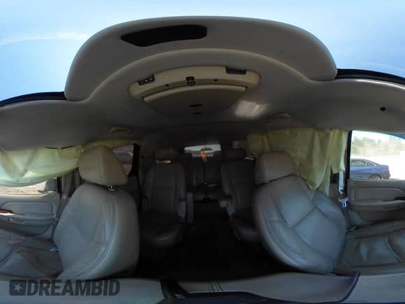 2007 Cadillac Escalade ESV with VIN 1GYFK66897R172600, listed as a IAAI auction lot 43252792 with 183,049 mi miles and . Bid and sale history available at DreamBid. Image 18.