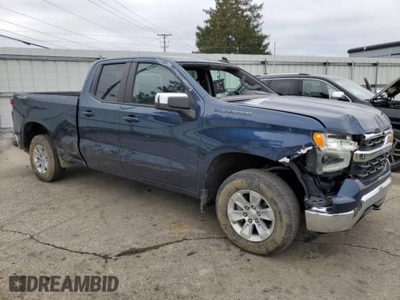 2023 Chevrolet Silverado 1500 LT with VIN 1GCRDDEK2PZ181914, listed as a Copart auction lot 43506325 with 26,573 mi miles and Clean title. Bid and sale history available at DreamBid. Image 4.