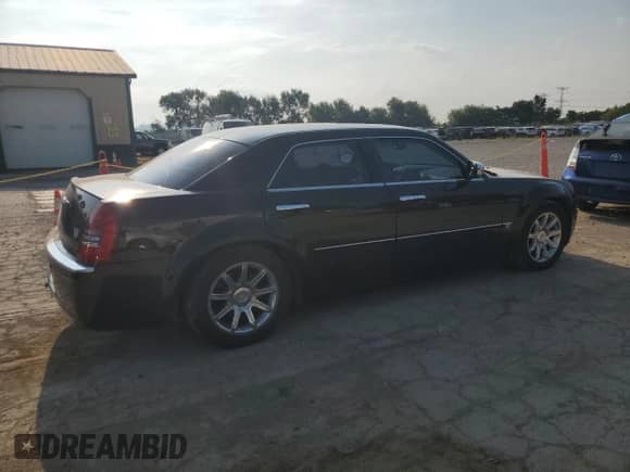 2005 Chrysler 300 C с VIN 2C3JA63H85H616350, выставлен на аукционе Copart как лот 69186645 с пробегом 72 699 миль миль и Списание • Salvage title. История ставок и продаж доступна на DreamBid. Изображение 3.