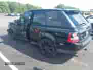 2013 Land Rover Range Rover Sport HSE z VIN SALSF2D46DA798688, wystawiony jako IAAI lot #42997092 z przebiegiem 124 267 mil mil oraz . Historia ofert i sprzedaży dostępna na DreamBid. Obrazek 3.