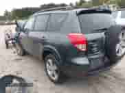 2006 Toyota RAV4 Sport z VIN JTMBD32V165001192, wystawiony jako IAAI lot #43436138 z przebiegiem Nie podano mil oraz . Historia ofert i sprzedaży dostępna na DreamBid. Obrazek 3.