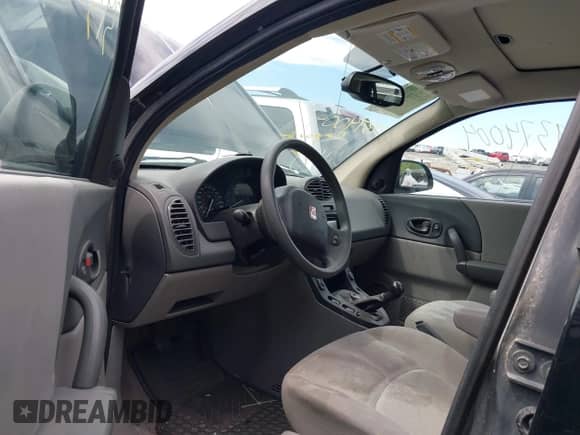 2003 Saturn VUE с VIN 5GZCZ23D83S827264, выставлен на аукционе IAAI как лот 39374004 с пробегом 195 985 миль миль и . История ставок и продаж доступна на DreamBid. Изображение 5.