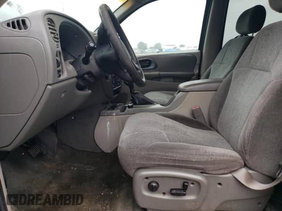 2004 Chevrolet TrailBlazer EXT LS with VIN 1GNET16S646207689, listed as a Copart auction lot 66167165 with 267,090 mi miles and Clean title. Bid and sale history available at DreamBid. Image 7.