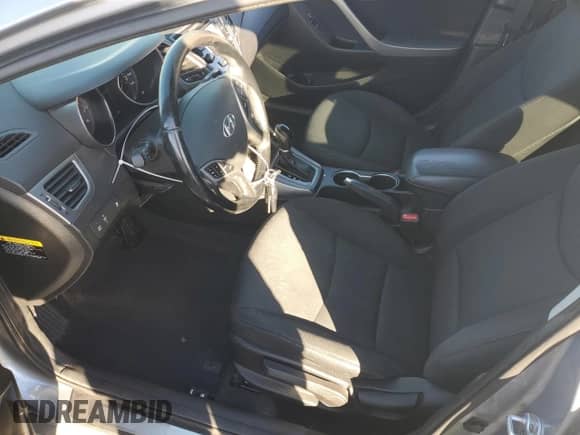 2015 Hyundai Elantra SE z VIN 5NPDH4AE4FH550776, wystawiony jako Copart lot #85400355 z przebiegiem 145 894 mil mil oraz Czysty tytuł • Clean title. Historia ofert i sprzedaży dostępna na DreamBid. Obrazek 7.