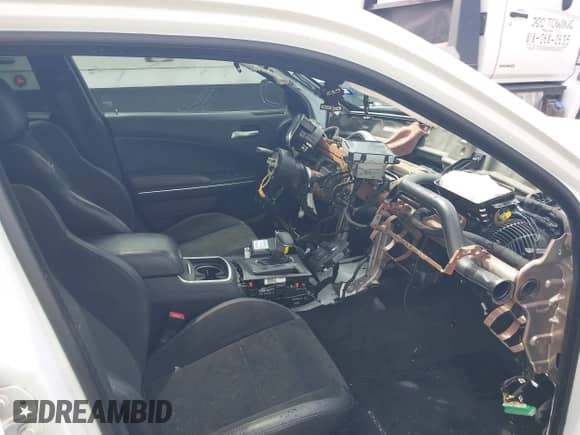 2015 Dodge Charger RT с VIN 2C3CDXCT8FH895875, выставлен на аукционе IAAI как лот 42827661 с пробегом Не указан миль и . История ставок и продаж доступна на DreamBid. Изображение 5.