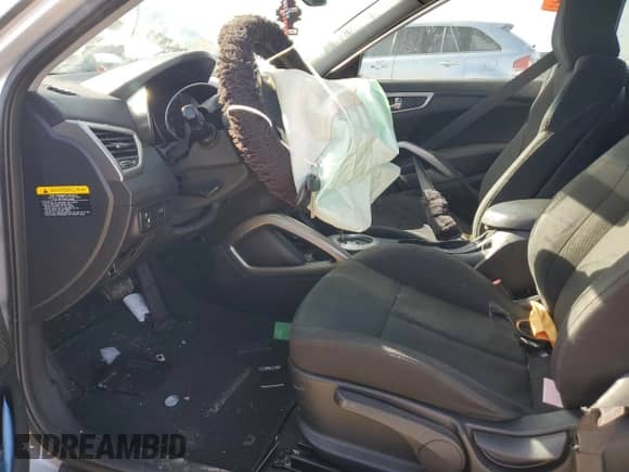 2016 Hyundai Veloster с VIN KMHTC6AD2GU289647, выставлен на аукционе Copart как лот 82610214 с пробегом 98 987 миль миль и Списание • Salvage title. История ставок и продаж доступна на DreamBid. Изображение 7.