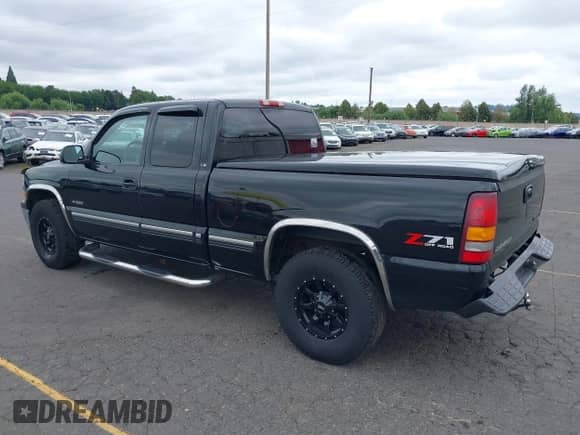 2001 Chevrolet Silverado 1500 LS with VIN 2GCEK19T911364863, listed as a IAAI auction lot 42598930 with 319,672 mi miles and . Bid and sale history available at DreamBid. Image 3.