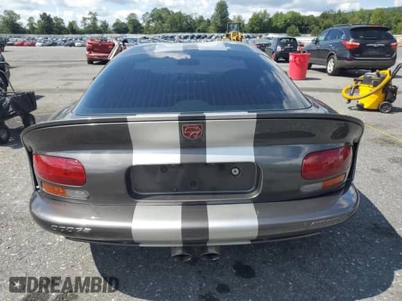 2002 Dodge Viper GTS with VIN 1B3ER69E22V100783, listed as a Copart auction lot 70820685 with 32,856 mi miles and Salvage title. Bid and sale history available at DreamBid. Image 6.