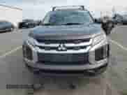 2021 Mitsubishi Outlander ES z VIN JA4ARUAU7MU005708, wystawiony jako Copart lot #80454945 z przebiegiem 59 245 mil mil oraz Szkoda całkowita • Salvage title. Historia ofert i sprzedaży dostępna na DreamBid. Obrazek 5.