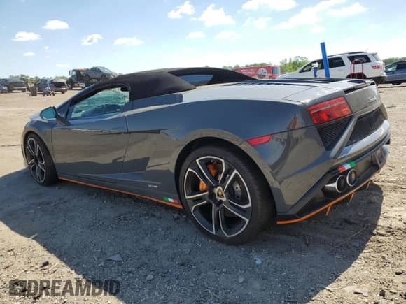 2013 Lamborghini Gallardo с VIN ZHWGU6AU7DLA12927, выставлен на аукционе Copart как лот 55624325 с пробегом 34 760 миль миль и Списание • Salvage title. История ставок и продаж доступна на DreamBid. Изображение 2.