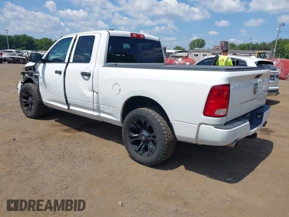 2017 Ram 1500 Express с VIN 1C6RR7FTXHS728021, выставлен на аукционе IAAI как лот 42953554 с пробегом 109 372 миль миль и . История ставок и продаж доступна на DreamBid. Изображение 3.