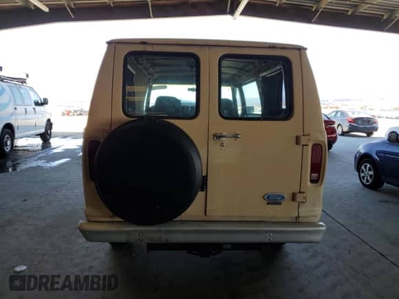 1984 Ford Econoline Cargo с VIN 1FTEE24F5EHB13825, выставлен на аукционе Copart как лот 69704845 с пробегом 98 682 миль миль и Чистый • Clean title. История ставок и продаж доступна на DreamBid. Изображение 6.