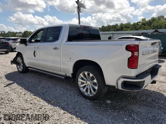 2020 Chevrolet Silverado 1500 High Country with VIN 1GCUYHED4LZ160984, listed as a Copart auction lot 62742345 with 43,161 mi miles and Salvage title. Bid and sale history available at DreamBid. Image 2.