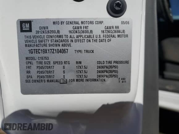 2007 GMC Sierra 1500 Work Truck z VIN 1GTEC19X17Z104067, wystawiony jako Copart lot #48010225 z przebiegiem 289 926 mil mil oraz Szkoda całkowita • Salvage title. Historia ofert i sprzedaży dostępna na DreamBid. Obrazek 12.