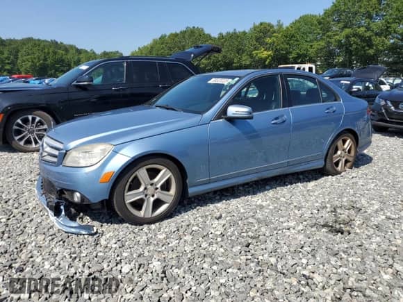 2010 Mercedes-Benz C 300 Sport с VIN WDDGF8BB9AF456139, выставлен на аукционе Copart как лот 66520225 с пробегом 143 428 миль миль и Чистый • Clean title. История ставок и продаж доступна на DreamBid. Изображение 1.