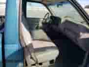 1997 Chevrolet Silverado 1500 z VIN 1GCEC14W3VZ143190, wystawiony jako Copart lot #69785964 z przebiegiem 140 361 mil mil oraz Czysty tytuł • Clean title. Historia ofert i sprzedaży dostępna na DreamBid. Obrazek 10.