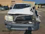 2005 Toyota Tacoma с VIN 5TETX22N45Z117908, выставлен на аукционе Copart как лот 69202835 с пробегом 178 633 миль миль и Списание • Salvage title. История ставок и продаж доступна на DreamBid. Изображение 5.