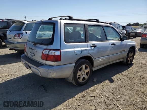 2002 Subaru Forester S with VIN JF1SF65612H743803, listed as a Copart auction lot 58748725 with 67,381 mi miles and Clean title. Bid and sale history available at DreamBid. Image 3.