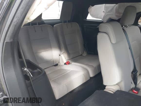 2018 Ford Explorer XLT with VIN 1FM5K8D86JGC80025, listed as a IAAI auction lot 43466697 with 93,264 mi miles and . Bid and sale history available at DreamBid. Image 8.