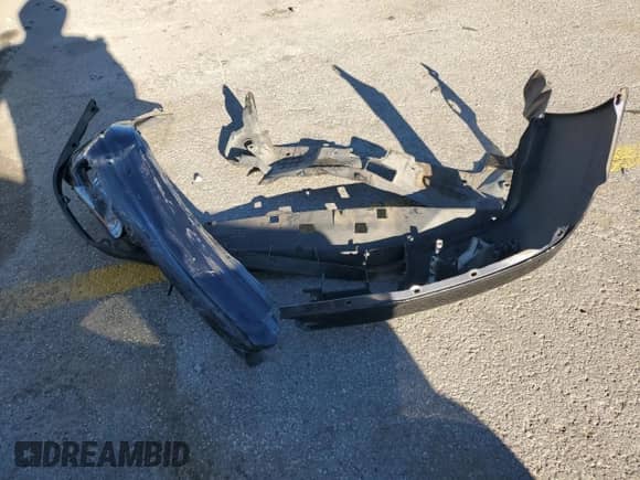 1994 Honda Accord LX с VIN 1HGCD5638RA000515, выставлен на аукционе Copart как лот 70008695 с пробегом 162 009 миль миль и На запчасти • Non repairable. История ставок и продаж доступна на DreamBid. Изображение 12.