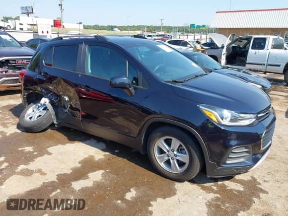 2021 Chevrolet Trax LT с VIN KL7CJLSB4MB311304, выставлен на аукционе IAAI как лот 42942191 с пробегом 45 597 миль миль и . История ставок и продаж доступна на DreamBid. Изображение 1.
