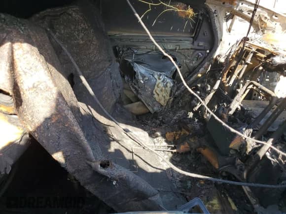 2018 Chevrolet Malibu Hybrid с VIN 1G1ZF5SU6JF253057, выставлен на аукционе Copart как лот 84294185 с пробегом Не указан миль и Списание • Salvage title. История ставок и продаж доступна на DreamBid. Изображение 10.