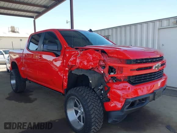 2019 Chevrolet Silverado 1500 RST z VIN 1GCUWDEDXKZ157259, wystawiony jako IAAI lot #42443731 z przebiegiem 36 279 mil mil oraz . Historia ofert i sprzedaży dostępna na DreamBid. Obrazek 1.
