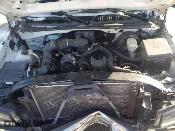 2007 Chevrolet Silverado 1500 Work Truck with VIN 1GCEC14X37Z162530, listed as a Copart auction lot 45347235 with 105,993 mi miles and Salvage title. Bid and sale history available at DreamBid. Image 11.