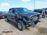2018 Ram 1500 Tradesman z VIN 1C6RR6FG1JS341411, wystawiony jako IAAI lot #42477747 z przebiegiem 109 238 mil mil oraz . Historia ofert i sprzedaży dostępna na DreamBid. Obrazek 1.