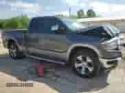 2019 Ram 1500 Laramie z VIN 1C6SRFDT2KN514953, wystawiony jako Copart lot #56747675 z przebiegiem 64 177 mil mil oraz Szkoda całkowita • Salvage title. Historia ofert i sprzedaży dostępna na DreamBid. Obrazek 4.